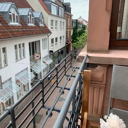 Charmante Altbauwohnung Apartman Weinheim