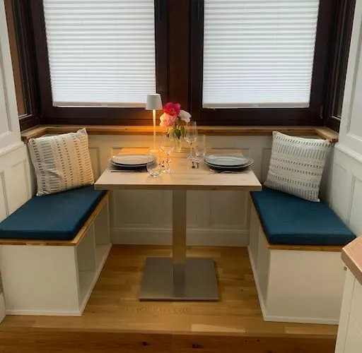 Apartment Charmante Altbauwohnung *